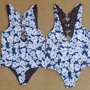 Acacia Swimwear Blue Magnolia Mauka in XL